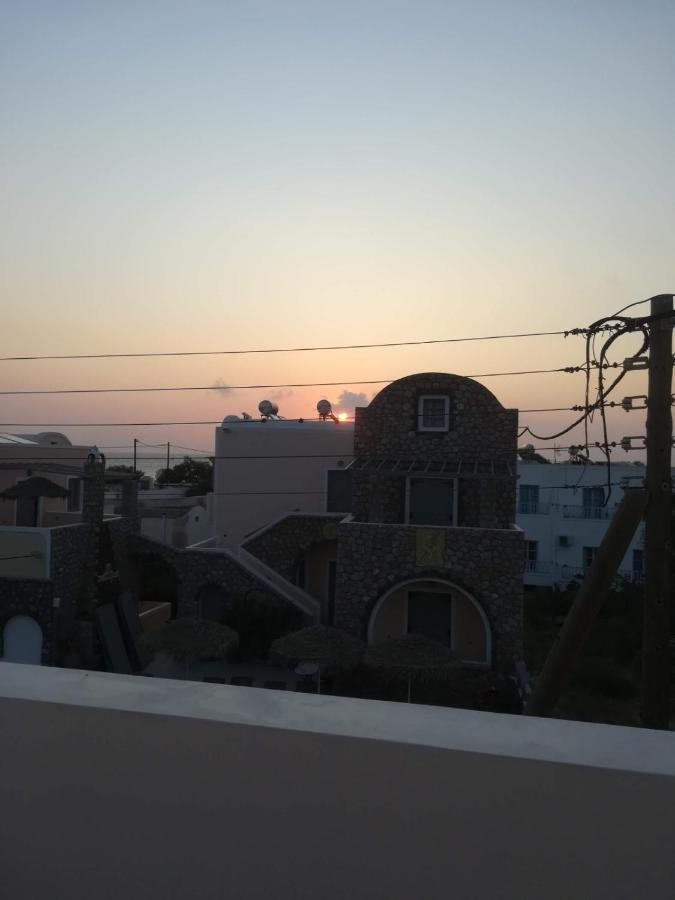 Leonidas Apartments Kamari  Luaran gambar