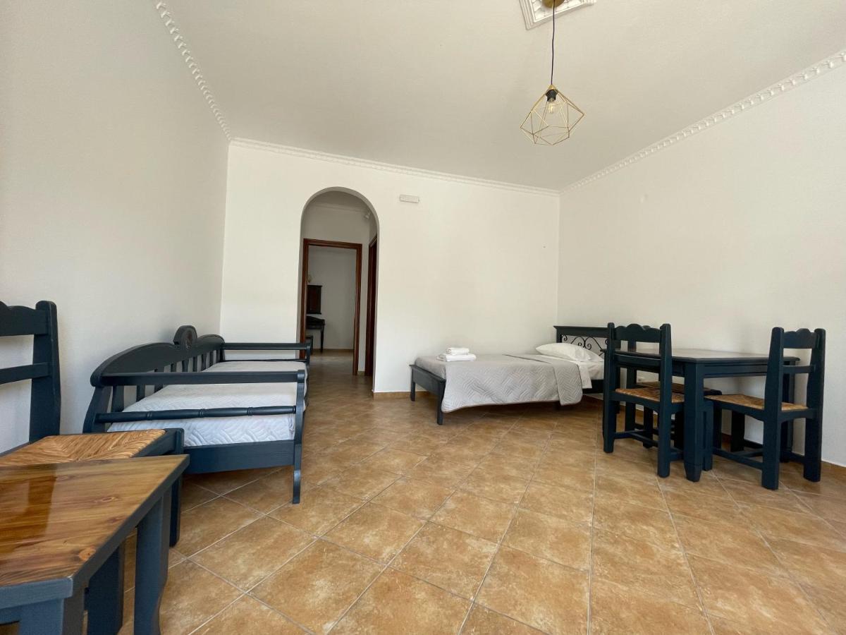 Leonidas Apartments Kamari  Luaran gambar