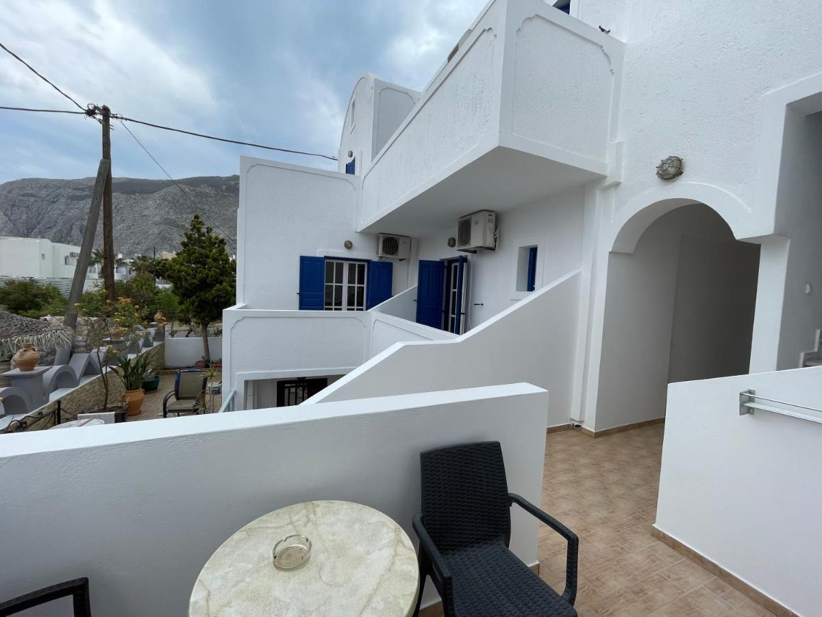 Leonidas Apartments Kamari  Luaran gambar