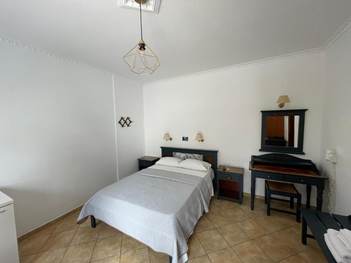 Leonidas Apartments Kamari  Luaran gambar